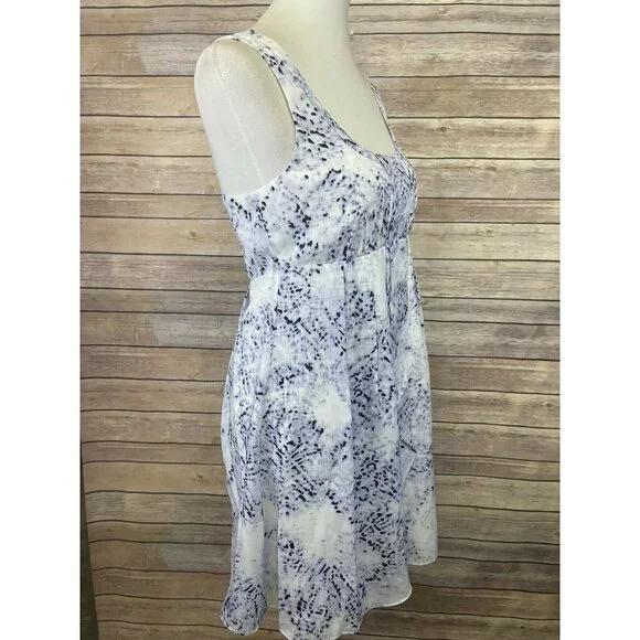 Jessica Simpson Size 4 Dress Blue White Pleated Lined Size Zip Faux Wrap Style - Picture 9 of 11